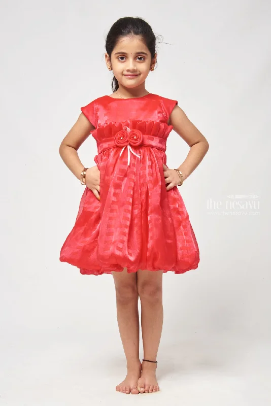 women's made-to-order dressesElegant Chiffon Dress Sleeveless Elegance with Draped Detailing
